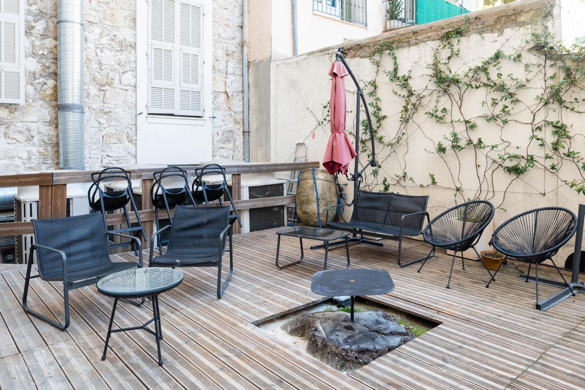 De L'alliance Aparthotel Nizza