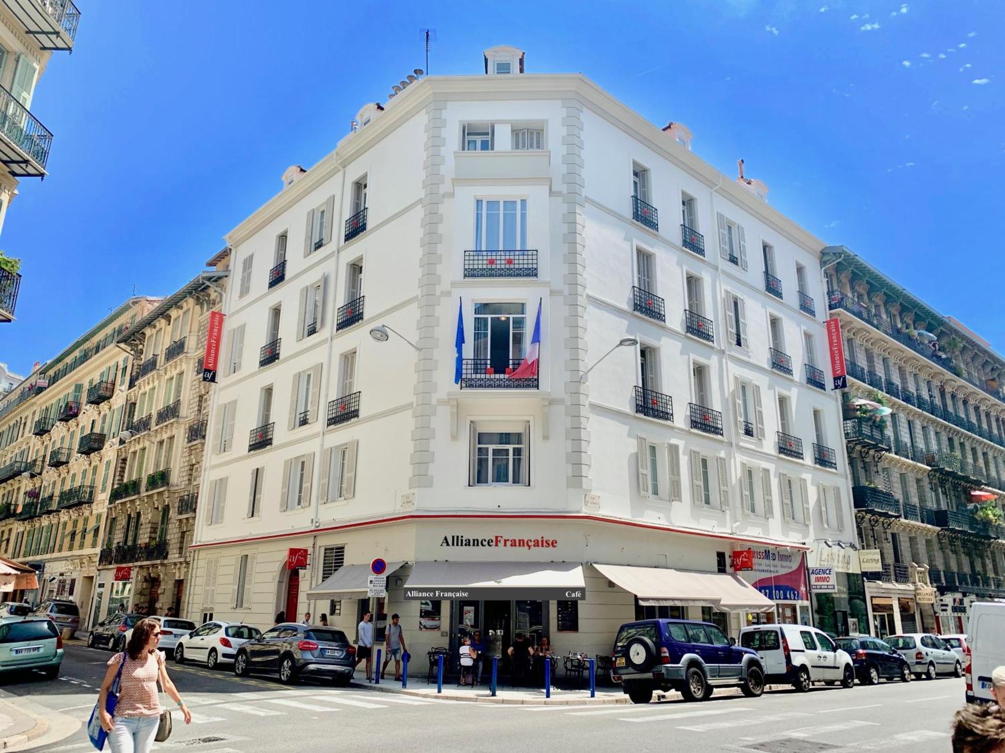 Appart hôtel De L'alliance *